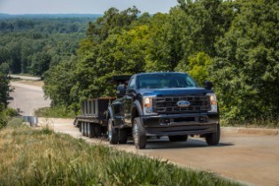2023 Ford Super Duty F-450 XL w/ Max Tow